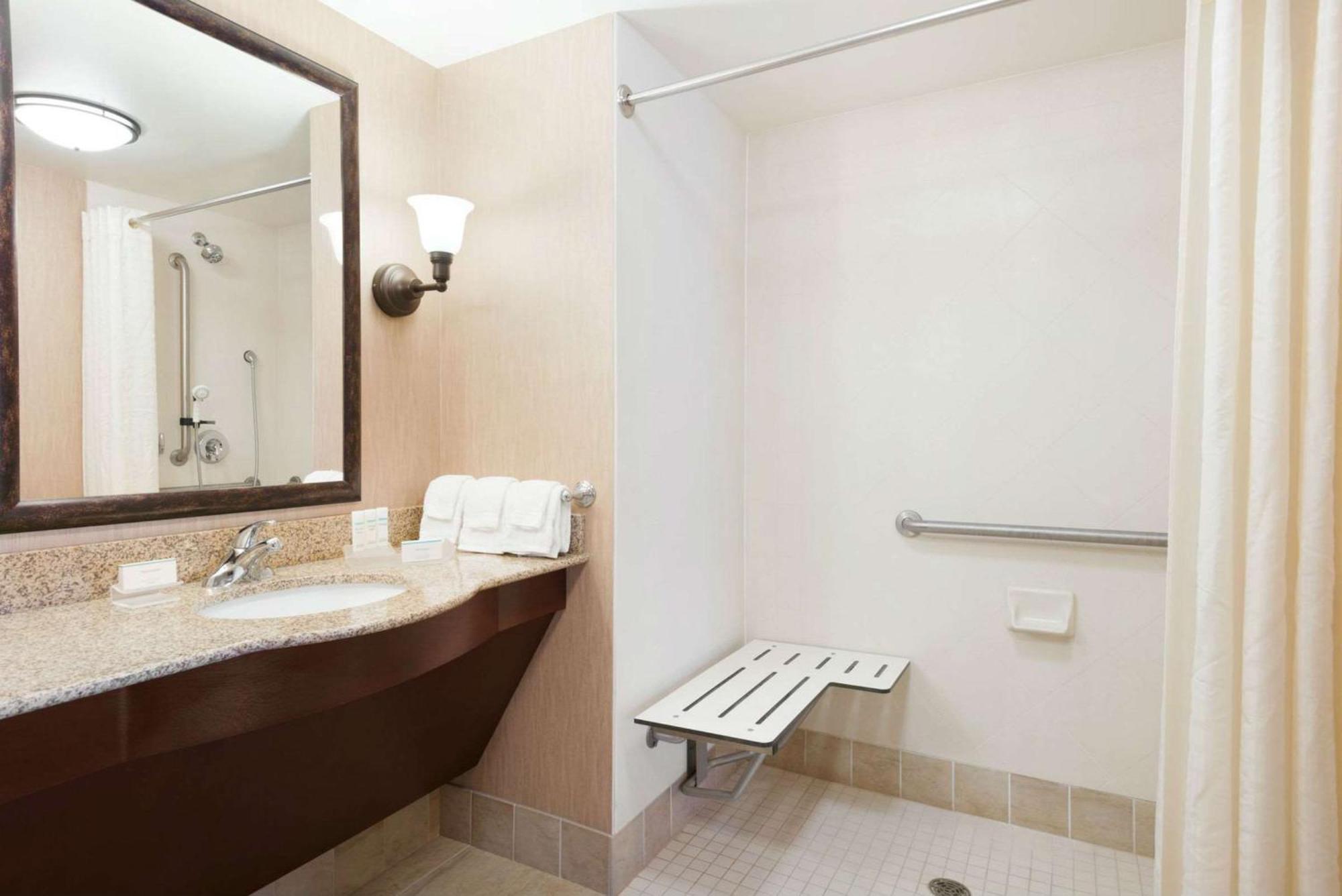 Homewood Suites New Brighton Zewnętrze zdjęcie